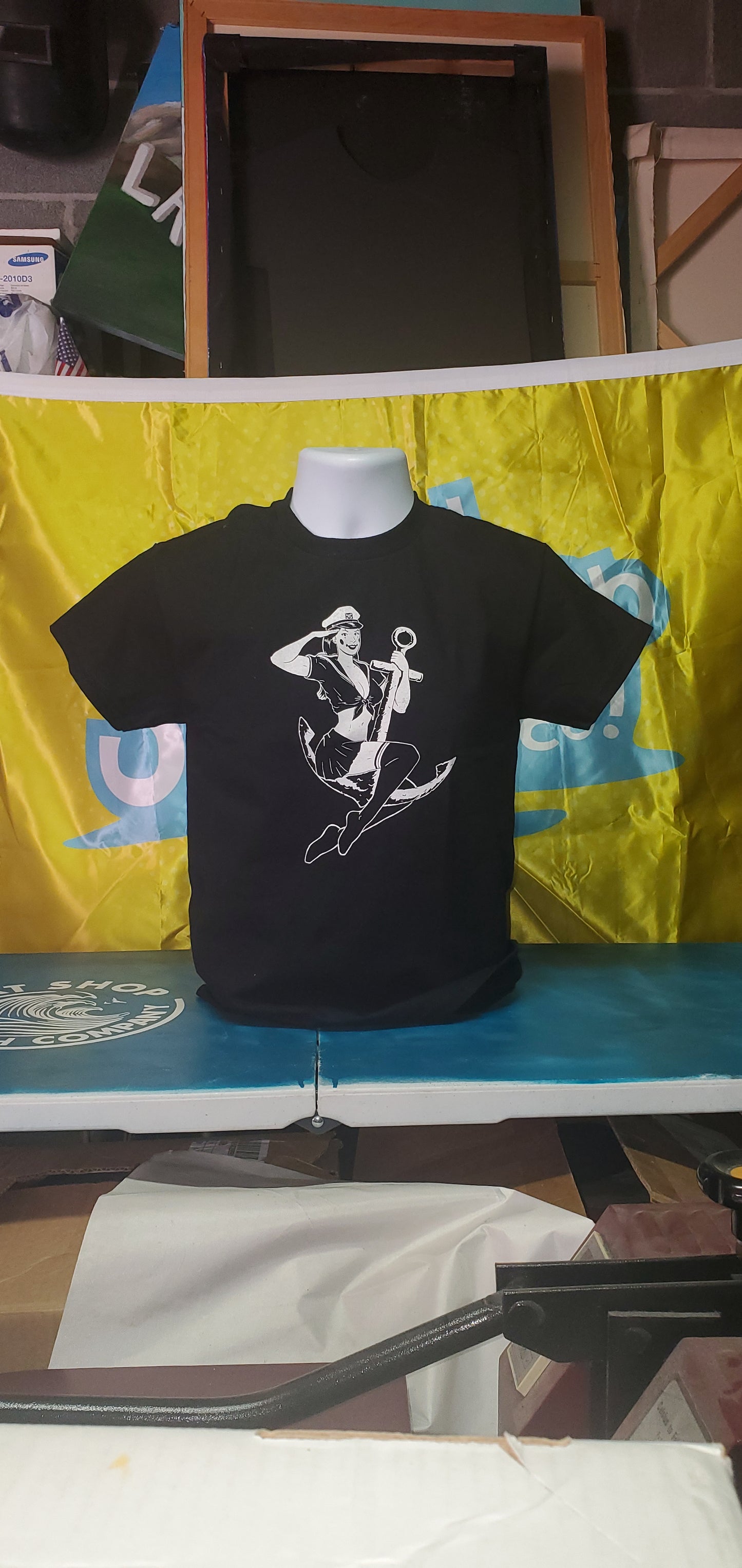 Captain Bekaloo / Sailor Captain Pin-Up Clown Girl UNISEX T-shirts